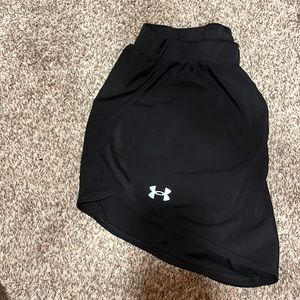 Under Armour Athletic Shorts size medium